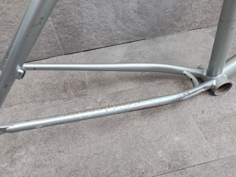 Used Diamondback Axis Frameset 1993 Mountainbike, Light Gray — image 5 of 17