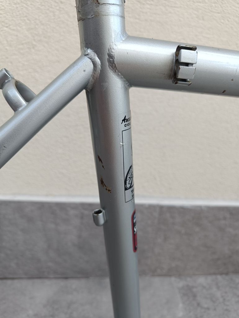 Used Diamondback Axis Frameset 1993 Mountainbike, Light Gray — image 9 of 17