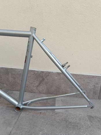 Used Diamondback Axis Frameset 1993 Mountainbike, Light Gray — image 16 of 17