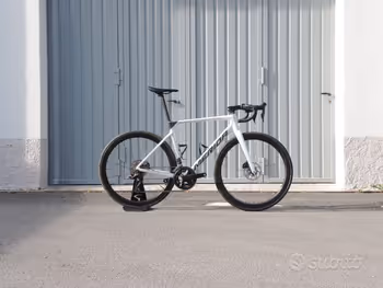 Pinarello SCULTURA 6000 2025 2025 Road & Gravel d'occasion