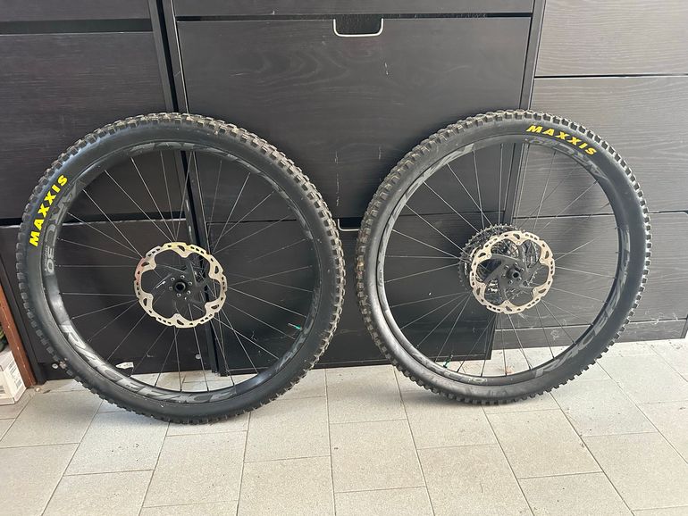 Brugt Yeti SB130 T1 2023 2023 Mountainbike — billede 11 af 11