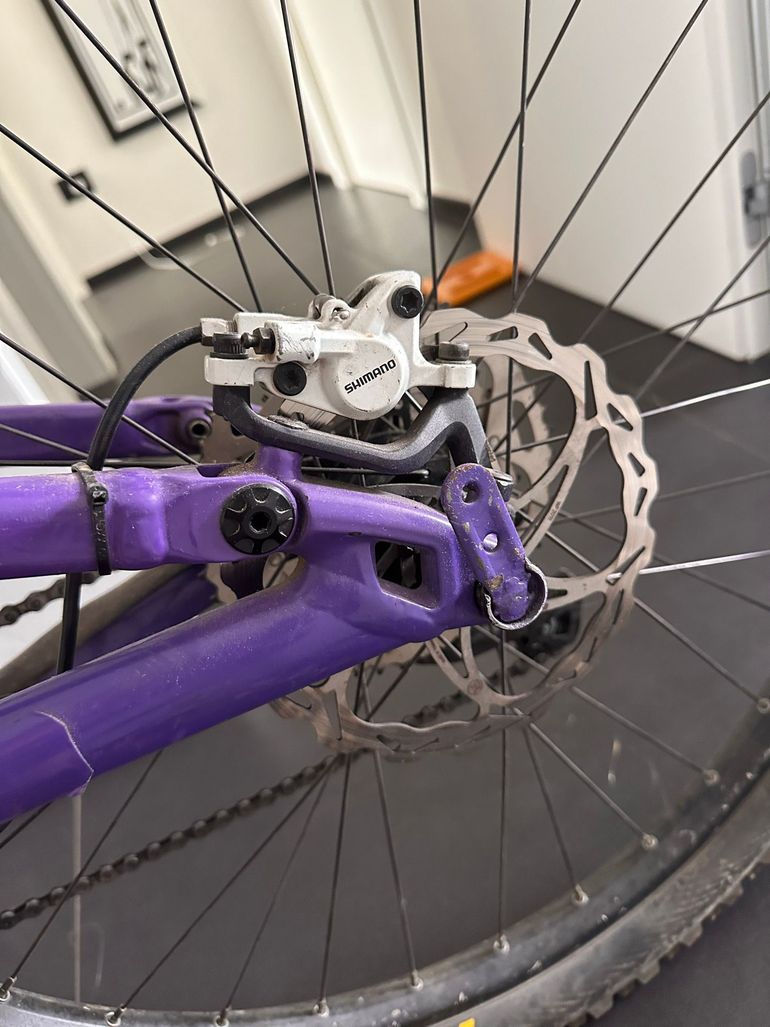 Cannondale Jekyll Shimano Deore 2018 Mountainbike usato, Viola — immagine 13 di 20