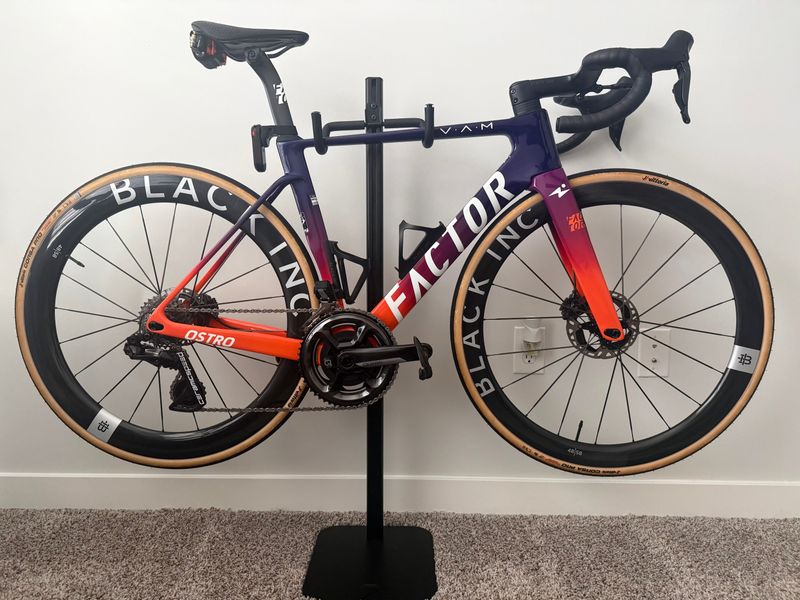 Used Factor Ostro Shimano Dura Ace Di2 2025 Road & Gravel