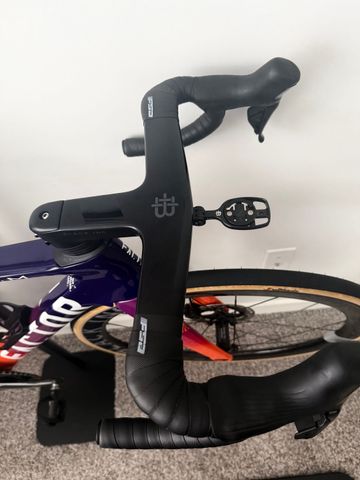 Used Factor Ostro Shimano Dura Ace Di2 2025 Road & Gravel, Purple — image 2 of 4
