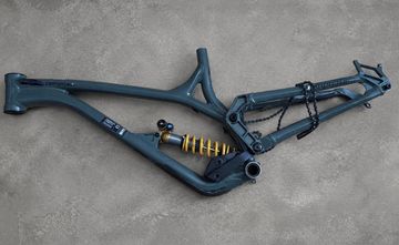 Used Commencal RACE KIT SUPREME Frameset 2022 MTB