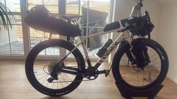 Canyon Grizl CF SLX 8 EKAR 2024 2024 Road & Gravel usato