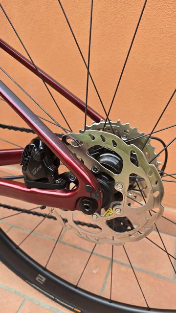 Giant Defy Advanced Pro 2 2024 2024 Road & Gravel d'occasion — image 17 sur 18