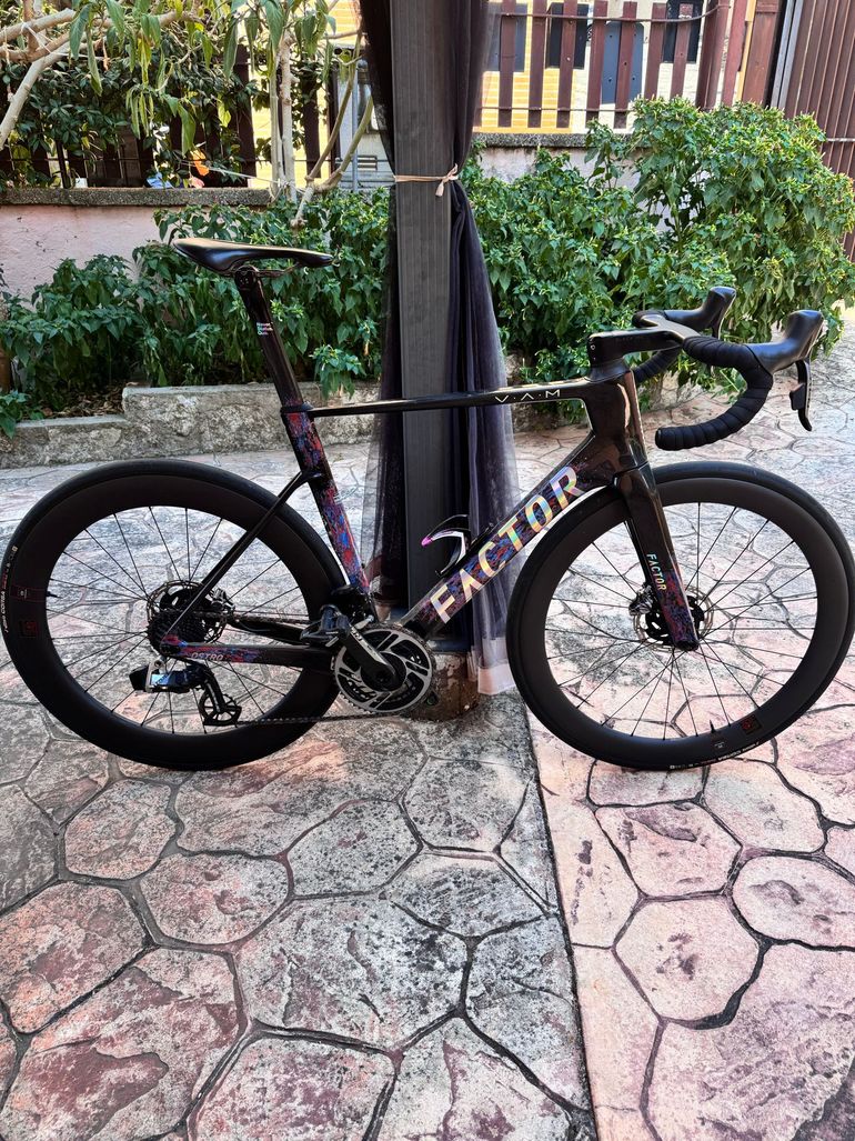 Brugt Factor Ostro SRAM Red eTap 2025 Road & Gravel — billede 2 af 10