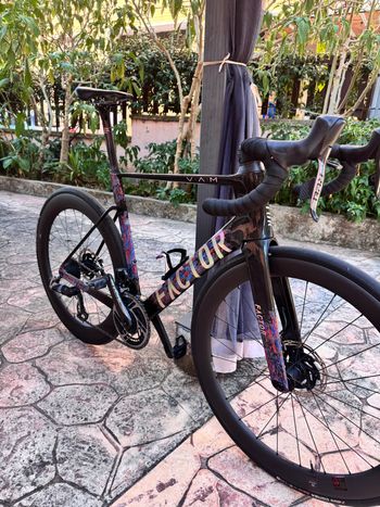 Brugt Factor Ostro SRAM Red eTap 2025 Road & Gravel — billede 10 af 10