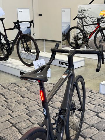 Gebrauchtes BMC Teammachine 01 AMP ONE 2027 2027 Road & Gravel, Schwarz — Bild 2 von 5