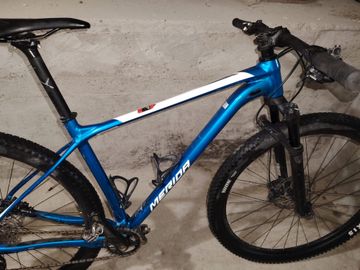 Used Merida Big Nine 600 2022 2022 Mountainbike, Blue, 29 — image 8 of 21