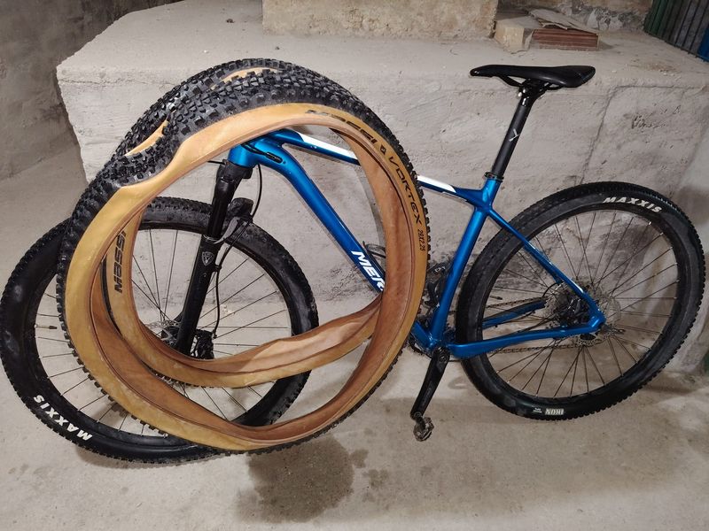 Used Merida Big Nine 600 2022 2022 Mountainbike, Blue, 29 — image 16 of 21