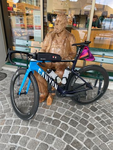 Käytetty Canyon Aeroad CF SLX 9.0 Di2 2019 2019 Road & Gravel