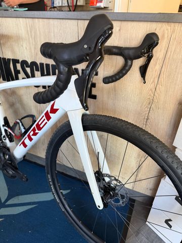 Używany Trek Domane SL 5 2021 2021 Road & Gravel — zdjęcie 4 z 7