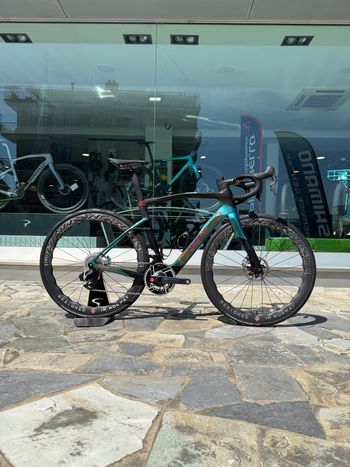 Używany Pinarello DOGMA X SRAM RED ETAP AXS 2026 2026 Road & Gravel