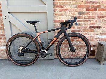 Używany Canyon Grail CFR AXS 2024 2024 Road & Gravel