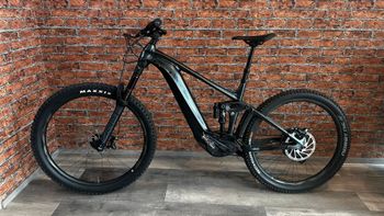 Gebrauchtes Giant Reign E+ 2, 2022 2022 Mountainbike, Schwarz, 29 — Bild 2 von 14