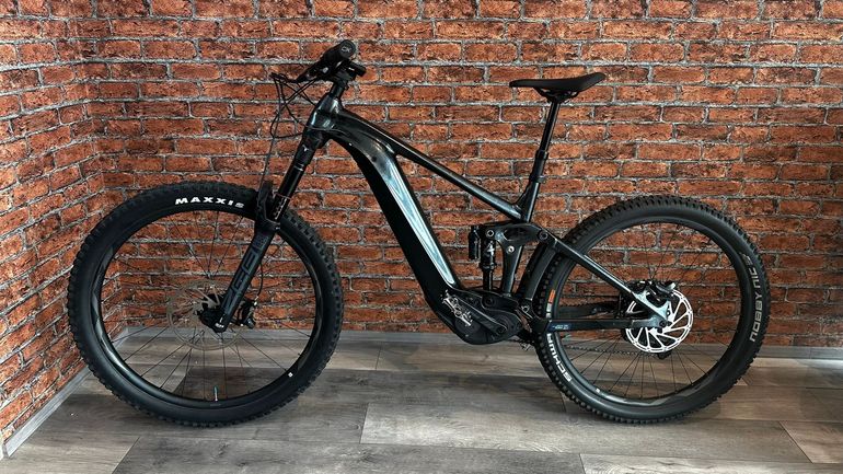 Gebrauchtes Giant Reign E+ 2, 2022 2022 Mountainbike, Schwarz, 29 — Bild 2 von 14