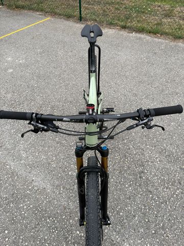 Gebrauchtes Orbea OIZ M10 2022 2022 Mountainbike, Grün, 29 — Bild 9 von 17