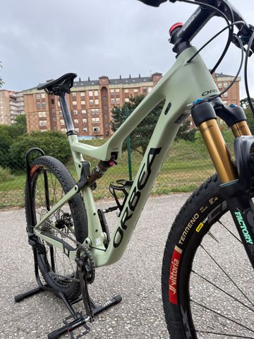 Gebrauchtes Orbea OIZ M10 2022 2022 Mountainbike, Grün, 29 — Bild 15 von 17
