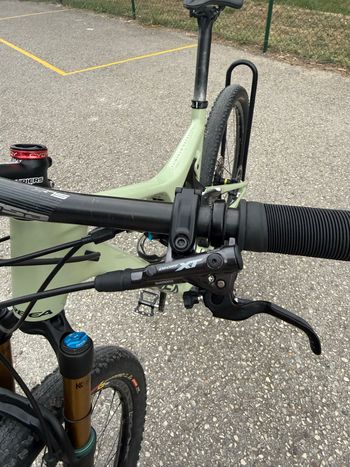 Orbea OIZ M10 2022 2022 Mountainbike usato, Verde — immagine 12 di 17