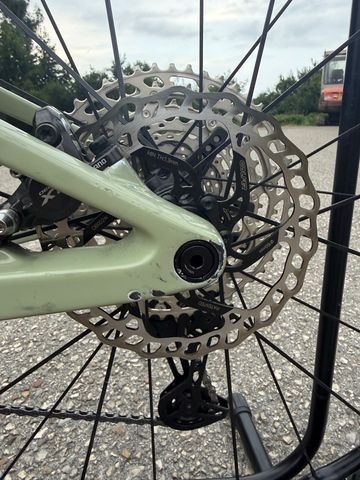 Gebrauchtes Orbea OIZ M10 2022 2022 Mountainbike, Grün, 29 — Bild 13 von 17