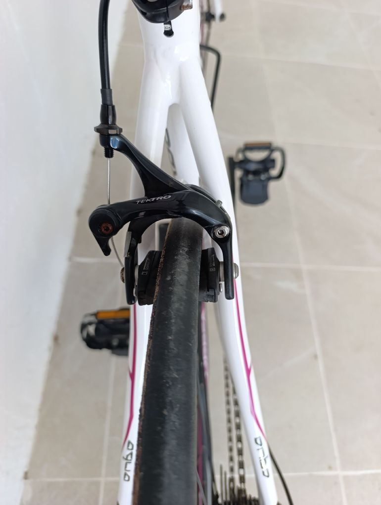 Used Orbea Aqua Shimano Sora 2015 Road & Gravel, White — image 4 of 8