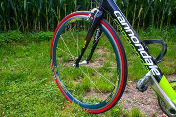 Used Cannondale Custom Shimano 105 2011 Road & Gravel, Green — image 4 of 5