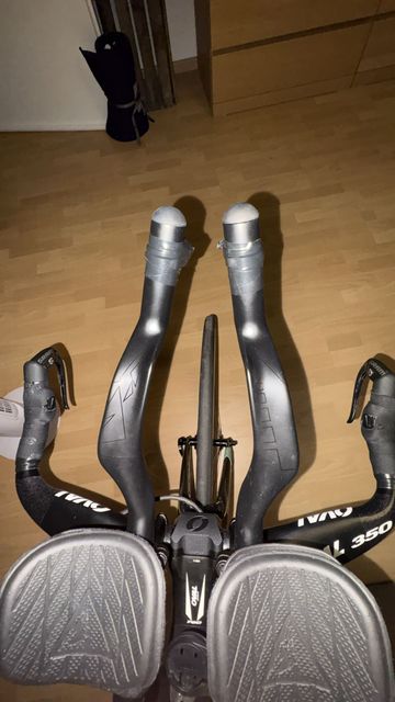 Fuji Norcom Straight 2.3 2018 Frameset 2018 Road & Gravel d'occasion — image 8 sur 10
