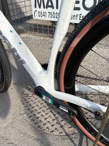 Used Bianchi Impulso RC 2026 2026 Road & Gravel, White — image 6 of 9
