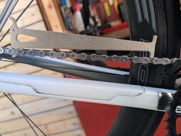 Used Canyon ULTIMATE CF9 SLX WHEELTOP EDS 12v 2017 Road & Gravel, White — image 57 of 61
