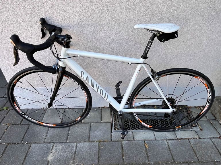 Brugt Canyon Ultimate Shimano Ultegra 2016 Road & Gravel — billede 2 af 9