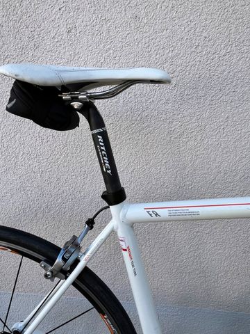 Canyon Ultimate Shimano Ultegra 2016 Road & Gravel usato, Bianco — immagine 4 di 9