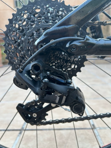Used Specialized Epic 2015 Mountainbike, Green — image 3 of 5