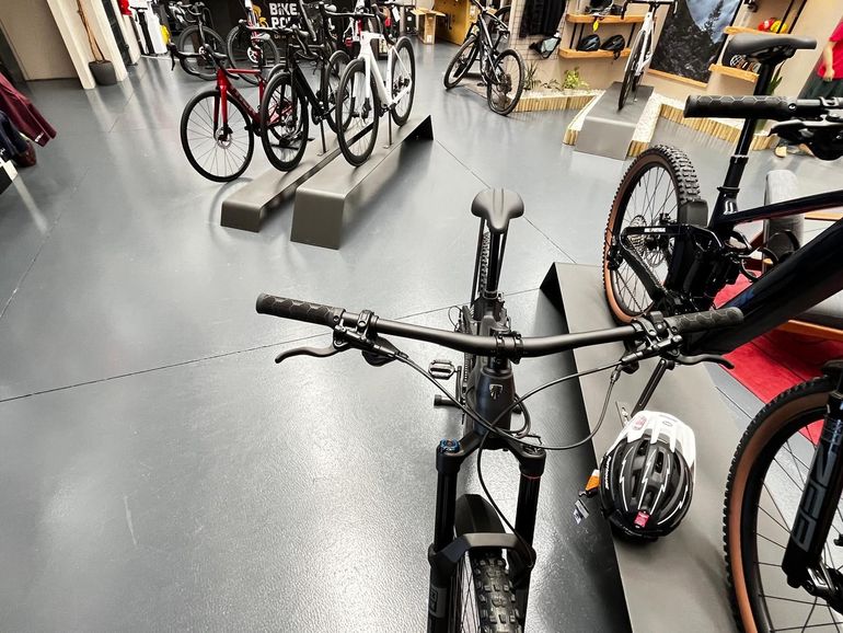 Brugt Trek Rail+ 5 Gen 5 2026 2026 Mountainbike — billede 3 af 4