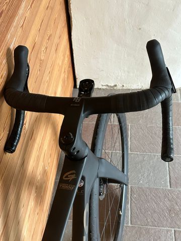 Gusto Custom Shimano 105 2026 Road & Gravel d'occasion — image 5 sur 11