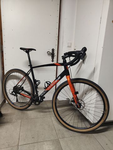 Używany Rock Machine Gravelride Shimano Claris 2018 Road & Gravel