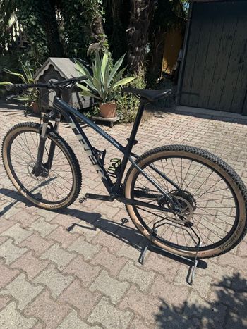 Brugt Trek Marlin 7 2021 2021 Mountainbike — billede 2 af 3