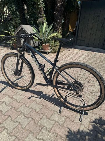 Używany Trek Marlin 7 2021 2021 Mountainbike — zdjęcie 2 z 3