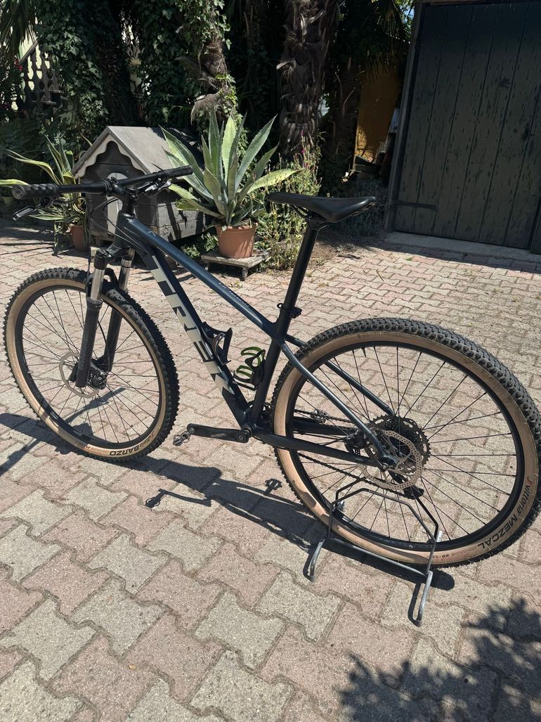 Brugt Trek Marlin 7 2021 2021 Mountainbike — billede 2 af 3