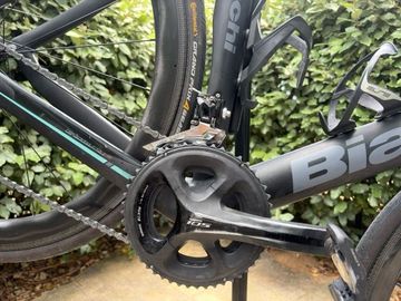 Tweedehands Bianchi Aria Shimano 105 Road & Gravel — afbeelding 4 van 9