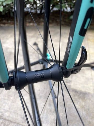 Tweedehands Bianchi Aria Shimano 105 Road & Gravel — afbeelding 8 van 9