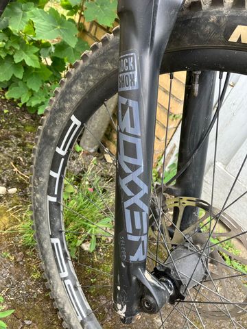 Used Canyon Sender 5 2021 2021 Mountainbike, Light Gray, 27.5 — image 4 of 8