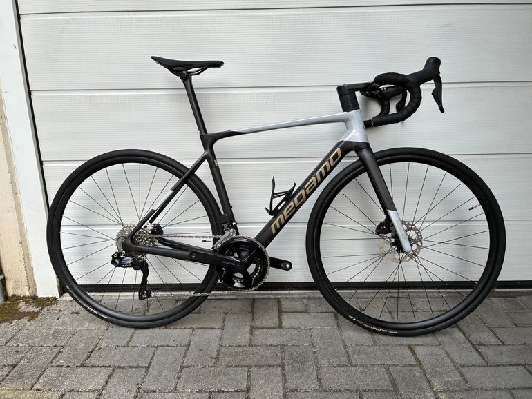 Použité Megamo Raise Shimano 105 Di2 2025 Road & Gravel — obrázek 8 z 22