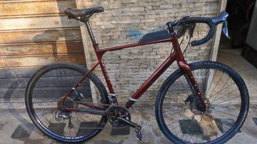 Używany Fuji Jari 2.1 2021 2021 Road & Gravel — zdjęcie 1 z 5