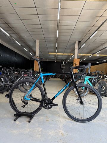 Brugt Ridley Helium Disc - Shimano 105 2x11sp 2022 2022 Road & Gravel