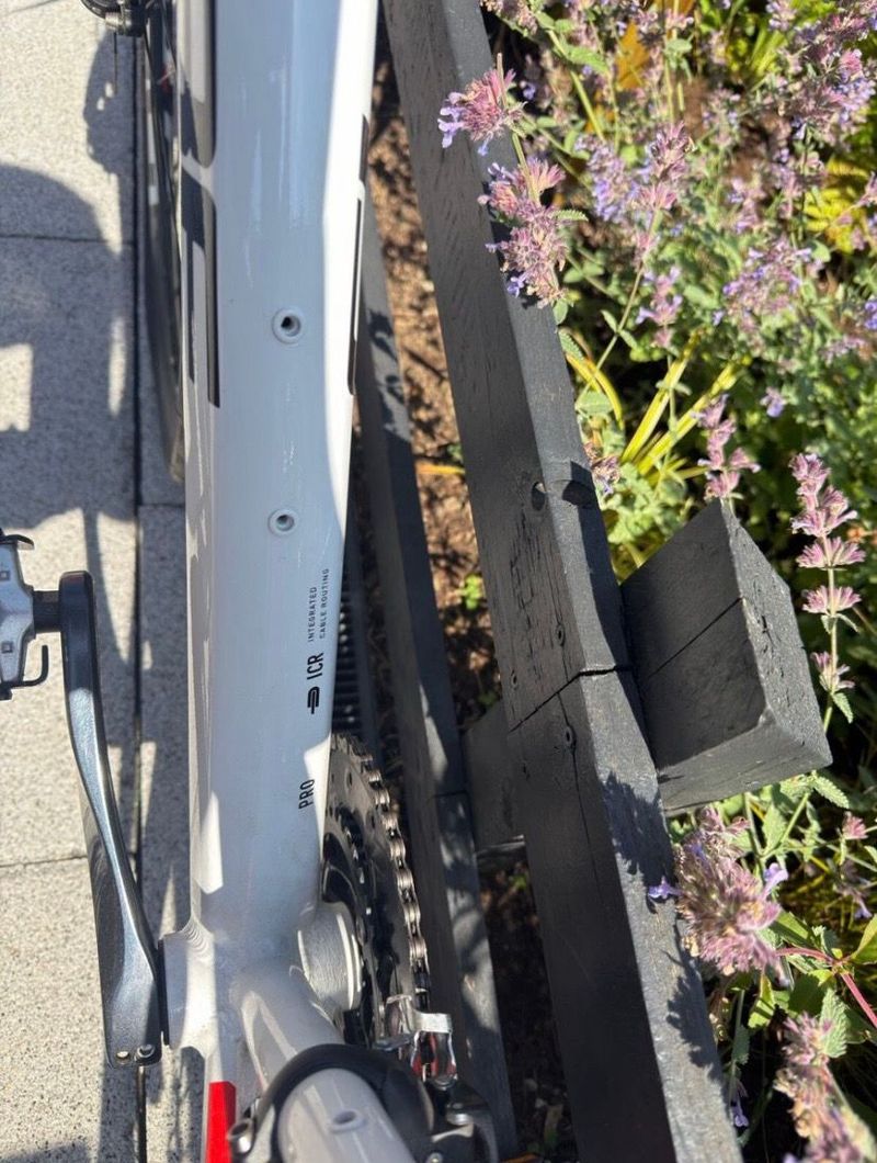 Tweedehands CUBE ATTAIN Pro Disc 2019 2019 Road & Gravel — afbeelding 4 van 5