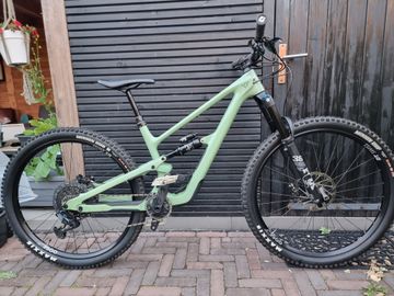 Używany YT Industries Jeffsy CORE 3 29 2024 2024 Mountainbike — zdjęcie 1 z 6