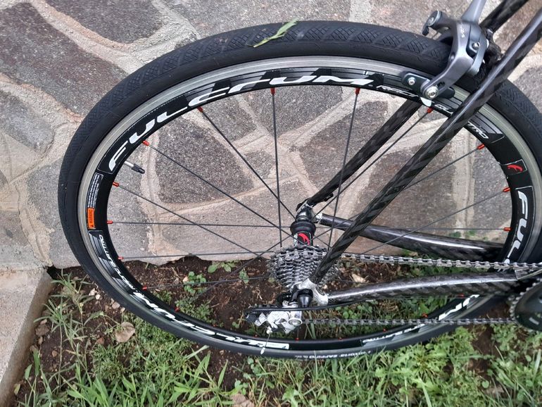 Used Specialized Tarmac Shimano Ultegra 2014 Road & Gravel, Black — image 4 of 7