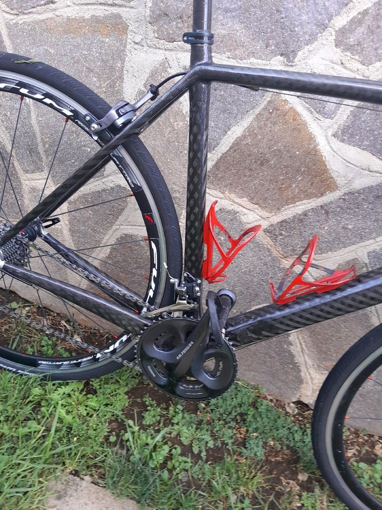 Used Specialized Tarmac Shimano Ultegra 2014 Road & Gravel, Black — image 3 of 7